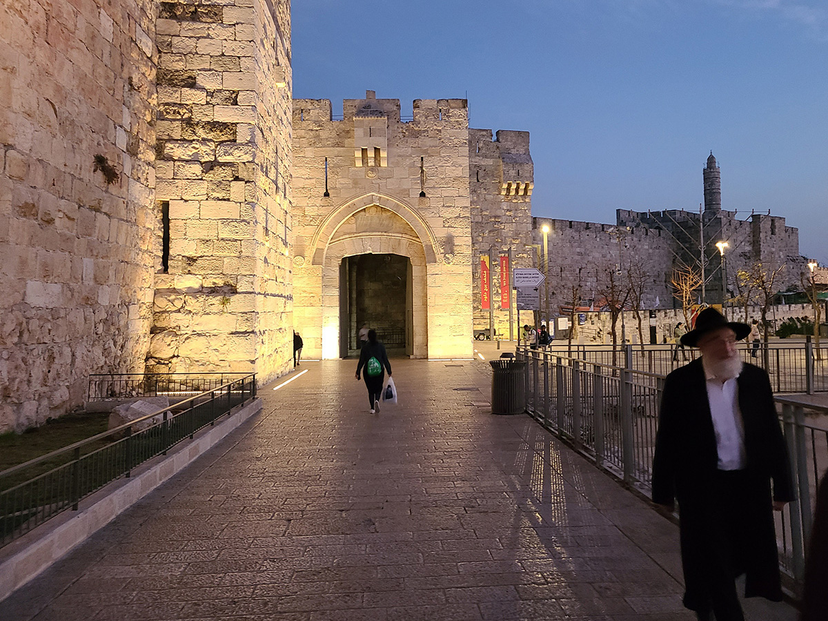 #2A.Insert AFTER paragraph 2 AFTER..the reign of King Herod TAG..The entrance to the Jaffa Gate. TheTower of David and The Citadel are on the right.