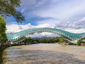 name-that-describes-its-creative-architectural-roof
