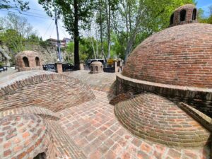 hot-springs-and-chose-to-found-his-city-here